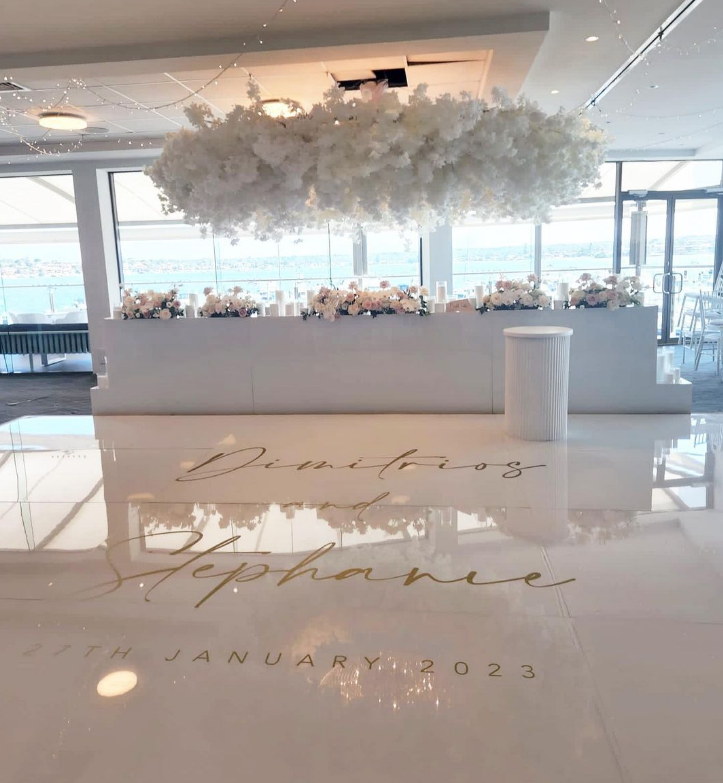 WHITE SUPER GLOSS SEAMLESS FLOOR